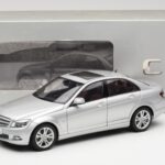 Mercedes C-Class W204 Avantgarde Argent AUTOart 1:18 B66962368 - image 8 of 8