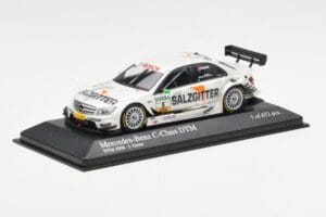 Mercedes C-Class W204 DTM Team AMG Mercedes #5 J. Green DTM 2008 Minichamps 1:43 400083805 Métal — image 2 sur 4