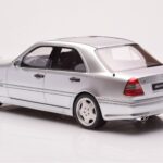 Mercedes C36 AMG W202 Argent Otto 1:18 - image 5 of 6