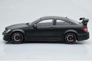 Mercedes C63 AMG W204 Black Series Noir Mat GT Spirit 1:18 GT843 Résine — image 3 sur 6