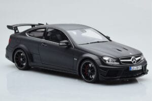 Mercedes C63 AMG W204 Black Series Noir Mat GT Spirit 1:18 GT843 Résine — image 4 sur 6