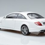 Mercedes CL63 AMG C216 Blanc AUTOart 1:18 76167 Métal - image 5 of 6