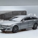 Mercedes CLS Shooting Brake X218 Alanite Gris Norev 1:18 - image 7 of 7