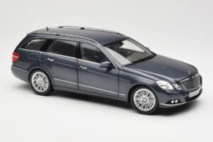 Mercedes E-Class S212 T-Model Tenorit Gris Métallisé Minichamps 1:18 B66962447 Métal — image 6 sur 8