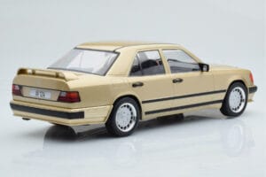Mercedes E-Class W124 Tuning Beige MCG 1:18 MCG18342 Métal — image 2 sur 6