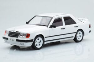 Mercedes E-Class W124 Tuning Blanc MCG 1:18 MCG18343