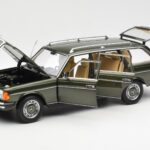 Mercedes 230T W123 T-Model Vert Métallisé Norev 1:18 183730 - image 2 of 8