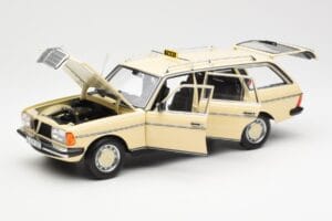 Mercedes 230T W123 T-Model Taxi Norev 1:18 183731 Métal — image 2 sur 8