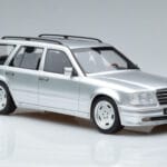 Mercedes E36 AMG S124 Argent Otto 1:18 OT889 Résine - image 4 of 6
