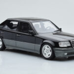Mercedes E60 AMG W124 Noir Otto 1:18 - image 4 of 6