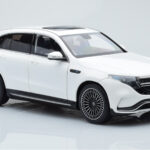 Mercedes EQC 400 Diamond Blanc NZG 1:18 - image 6 of 8