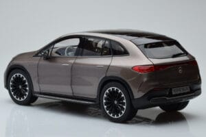 Mercedes EQE SUV X294 AMG Line Velvet Marron NZG 1:18 B66960836 Métal — image 7 sur 8