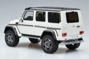 Mercedes G500 4x4 W463 GT Spirit 1:18 GT142 Résine — image 5 sur 6