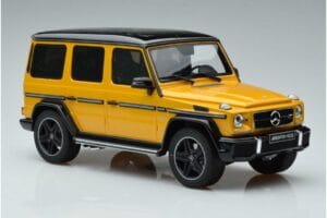 Mercedes AMG G63 W463 Crazy Color Solar Beam Édition Concessionnaire GT Spirit 1:18 B66961012 Résine — image 4 sur 6