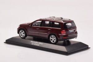 Mercedes GL X164 Cornaline Rouge Minichamps 1:43 B66962226 Métal — image 3 sur 4