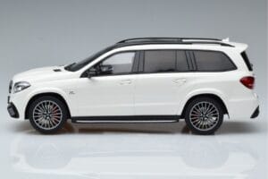 Mercedes AMG GLS63 X166 Blanc GT Spirit 1:18 B66965709 Résine — image 3 sur 6