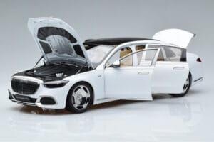 Mercedes Maybach S600 W222 V12 Biturbo Diamond Blanc Almost Real 1:18 820116 Métal — image 2 sur 11
