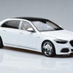 Mercedes Maybach S600 W222 V12 Biturbo Diamond Blanc Almost Real 1:18 - image 6 of 11
