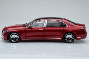 Mercedes Maybach S600 W222 V12 Biturbo Patagonia Rouge Almost Real 1:18 820119 Métal — image 4 sur 10