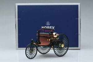 Mercedes Patent Motorwagen Vert Norev 1:18 183701 Métal — image 6 sur 6
