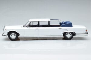 Mercedes 600 Pullman W100 Landaulet Blanc KK-Scale 1:18 KKDC181184 Métal — image 3 sur 6