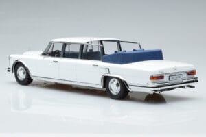 Mercedes 600 Pullman W100 Landaulet Blanc KK-Scale 1:18 KKDC181184 Métal — image 5 sur 6