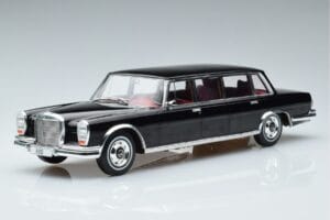 Mercedes 600 LWB Pullman W100 Noir MCG 1:18 MCG18187 Métal