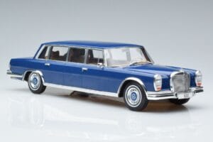 Mercedes S-Class 600 W100 LWB Pullman Bleu Foncé MCG 1:18 MCG18189 Métal — image 4 sur 6