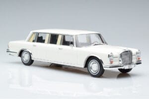 Mercedes S-Class 600 W100 LWB Pullman Blanc MCG 1:18 MCG18188 Métal — image 4 sur 6