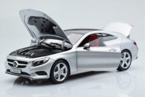 Mercedes S-Class W222 Iridium Argent Norev 1:18 B66961242 Métal — image 2 sur 8
