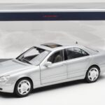 Mercedes S600 W220 Argent Métallique Norev 1:18 - image 8 of 8