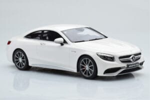 Mercedes AMG S63 C217 Coupe Blanc GT Spirit 1:18 B66960372 Résine — image 4 sur 6
