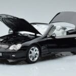 Mercedes SL500 R230 Noir Norev 1:18 183840 Métal - image 2 of 8
