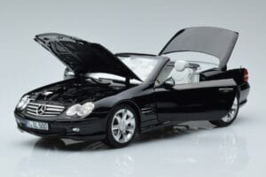 Mercedes SL500 R230 Noir Norev 1:18 183840 Métal — image 2 sur 8