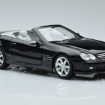 Mercedes SL500 R230 Noir Norev 1:18 183840 Métal - image 5 of 8