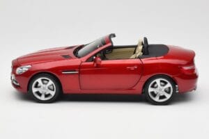 Mercedes SLK R172 Designo Zircon Rouge Minichamps 1:18 B66960513 Métal — image 4 sur 8