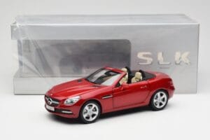 Mercedes SLK R172 Designo Zircon Rouge Minichamps 1:18 B66960513 Métal — image 8 sur 8