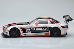 Mercedes SLS AMG GT3 Munnich Motorsport #38 M. Basseng / M. Winkelhock Champions FIA GT1 World Championship 2012 Minichamps 1 — image 3 sur 6