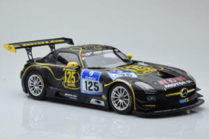 Mercedes SLS AMG GT3 Rowe Racing #125 Zehe / Bullitt / Renger / Hartung ADAC 24 Hours of Nurburgring 2013 Minichamps 1:18 151 — image 4 sur 6