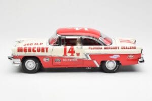 Mercury Montclair #14 B. Myers Palm Beach Winner 1956 Sun Star 1:18 5147 Métal — image 4 sur 8