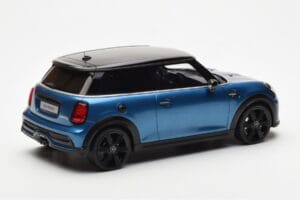 Mini Cooper S F56 Island Bleu Otto 1:18 OT982 Résine — image 2 sur 6