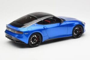 Nissan Fairlady Z Z35 Bayside Bleu GT Spirit 1:18 GT387 Résine — image 2 sur 6