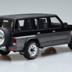 Nissan Patrol GR Y60 Gris Otto 1:18 - image 2 of 6