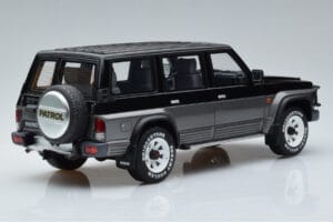 Nissan Patrol GR Y60 Gris Otto 1:18 OT993 Résine — image 2 sur 6