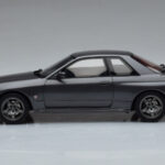 Nissan Skyline GT-R BNR32 Nismo Gris Otto 1:18 - image 3 of 6