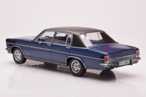 Opel Diplomat B Bleu Foncé Métallisé MCG 1:18 MCG18336 Métal — image 5 sur 6