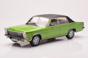 Opel Diplomat B Vert Métallisé MCG 1:18 MCG18337