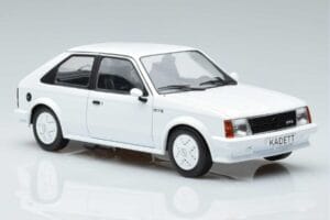 Opel Kadett D GTE Blanc MCG 1:18 MCG18268 Métal — image 4 sur 6