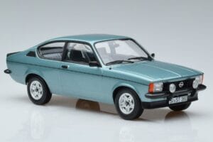 Opel Kadett C Rallye Winterfest Norev 1:18 183654 Métal — image 4 sur 6