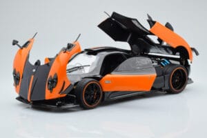 Pagani Zonda Cinque Orange St Tropez Almost Real 1:18 850603001 Métal — image 8 sur 8